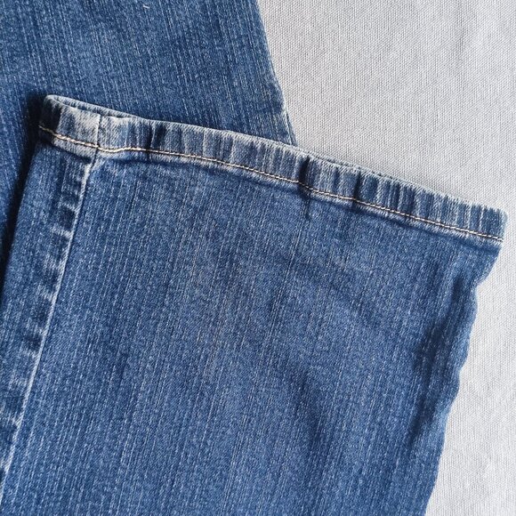 St. John's Bay jeans women's 12P denim blue petite stretch boot - Picture 8 of 13